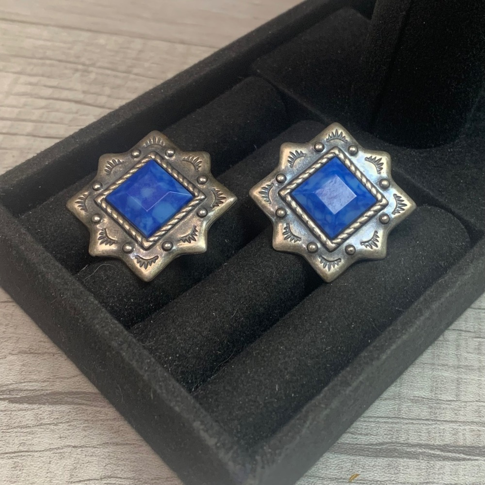 Vintage Southwestern Style Blue Stone Starburst Clip On Earring Silver Tone 5538